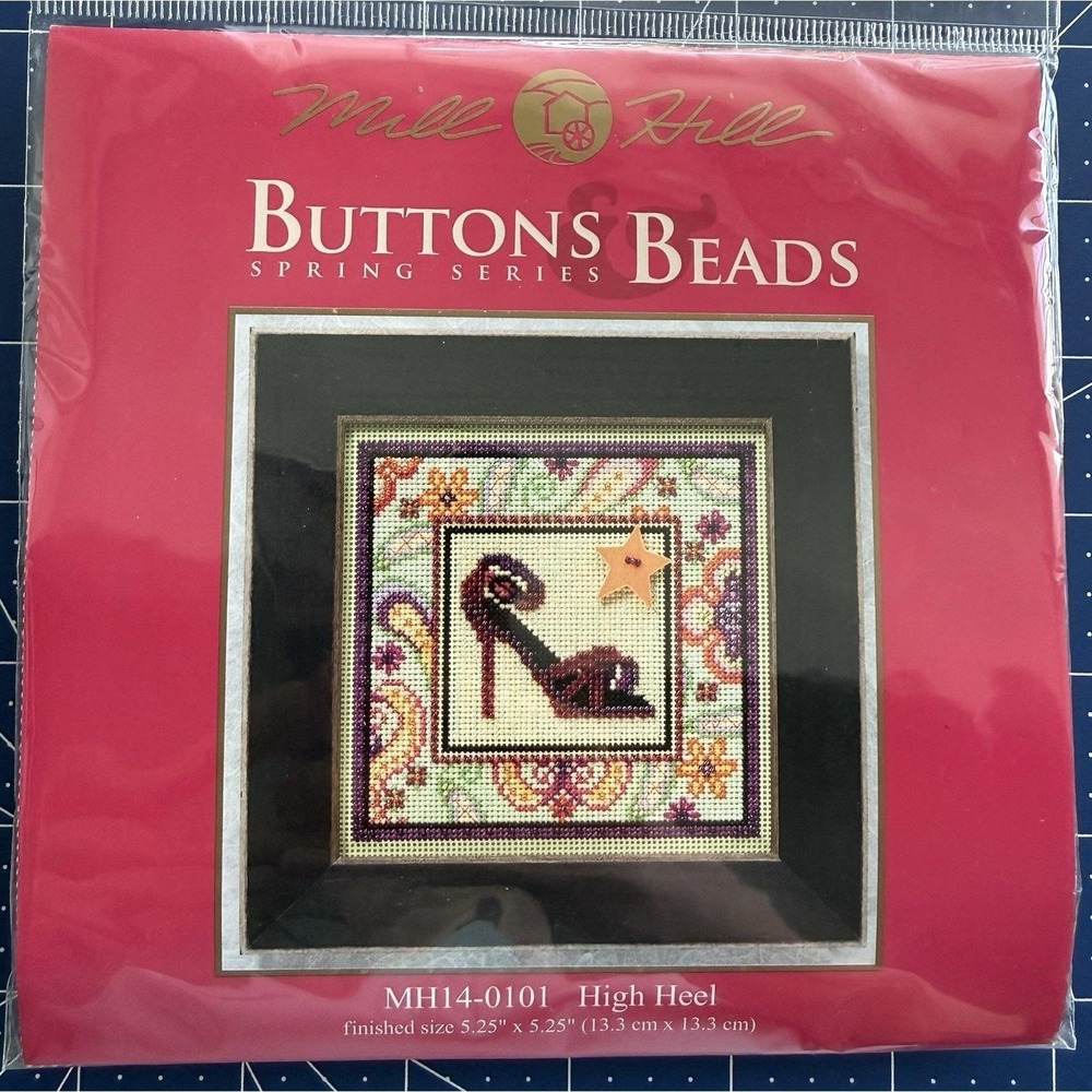 Mill Hill Buttons & Beads Spring Series High Heel Kit w Ceramic Star Button